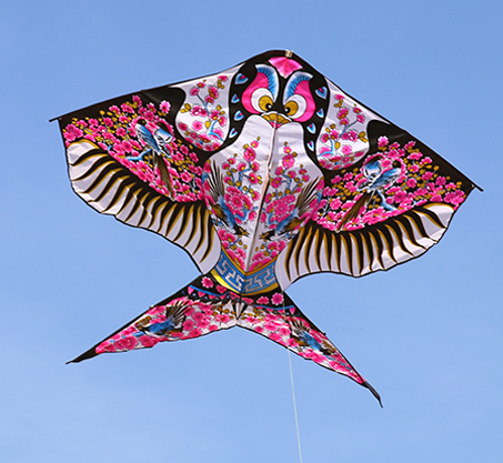 1.42米 燕子(大) 風箏 ～ 尺寸：142cm (W) x 153cm (H)
